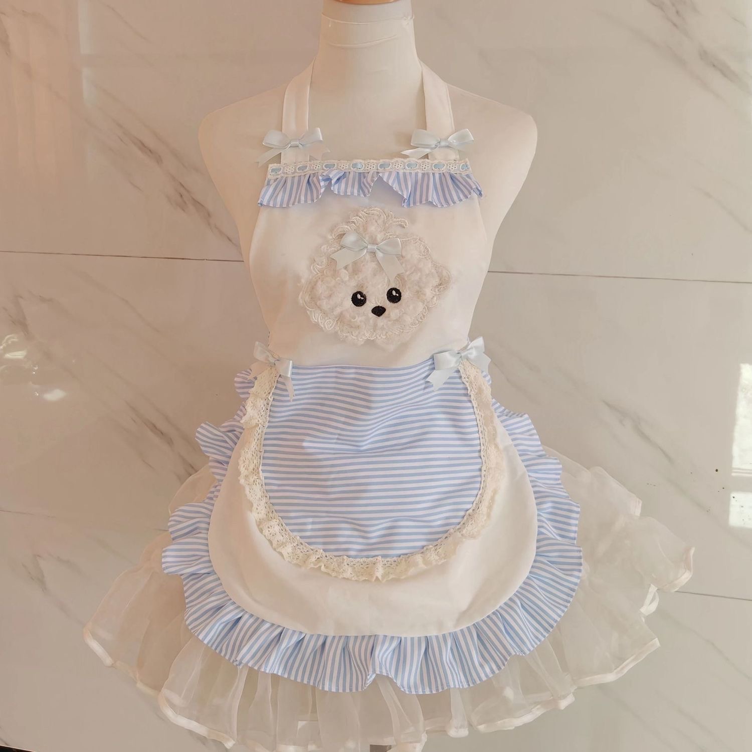 Kitchen Baking Must Haves - 1pc Celemek Bergaris Lucu Gaya Putri