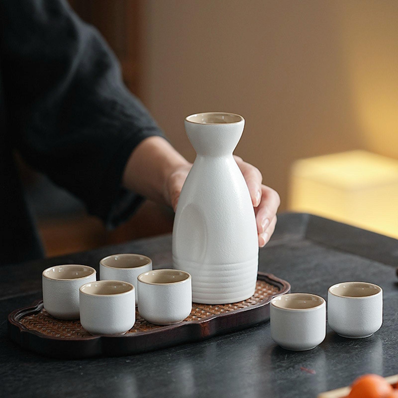 Kitchen Baking Pan Set - Set Cangkir dan Teko Sake Keramik