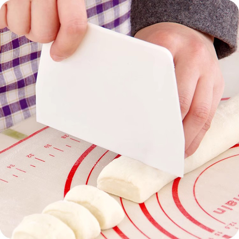 1pcs berguna Spatula krim mele - Dough Scraper Curved ulasan dan harga